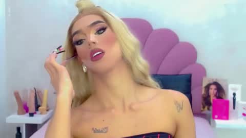 BRIANA online show from March 18, 6:41 am