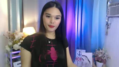 Claire online show from April 16, 2:06 pm