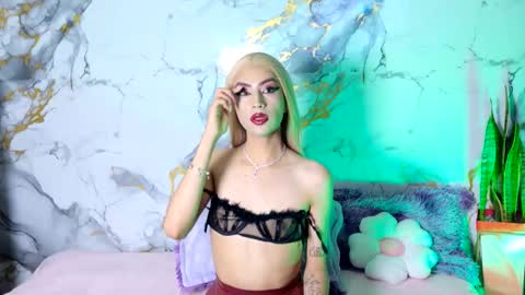 briana_white online show from June 9, 4:28 pm