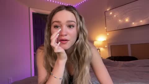 Briana online show from April 1, 2:14 pm