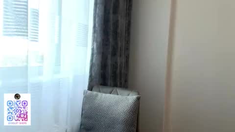 I am Valery ntmu Lets hit 10 Thumbs Up together We are almost done online show from March 15, 10:18 am