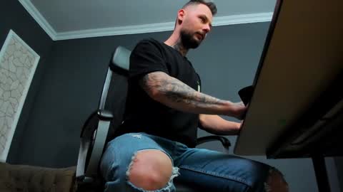 Brian online show from March 12, 6:17 am