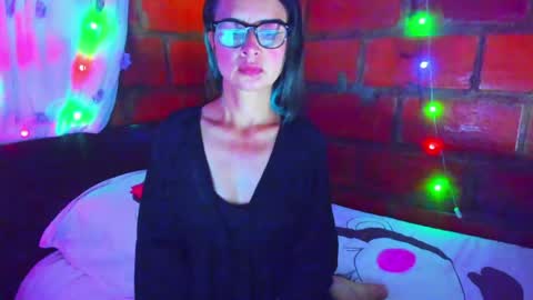 Brianna garnerr online show from May 17, 10:46 am