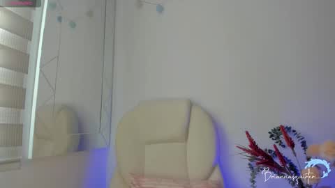 Brianna  online show from October 27, 8:09 pm