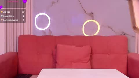    online show from March 22, 12:42 pm