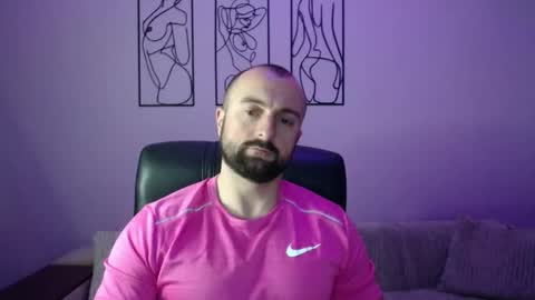 brindlefly69 online show from October 31, 12:38 pm