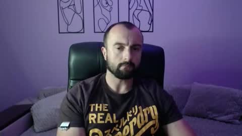 brindlefly69 online show from September 10, 1:34 pm