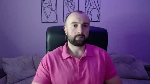 brindlefly69 online show from February 26, 11:46 am