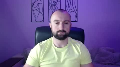 brindlefly69 online show from December 3, 12:06 pm