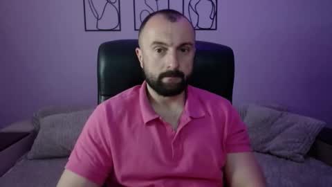 brindlefly69 online show from April 27, 10:35 am