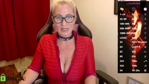 Lady Annabelle Montgomery online show from December 1, 9:24 pm