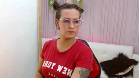 BRITNEEYTAYLOR1 online show from December 27, 6:42 pm