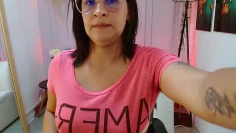 BRITNEEYTAYLOR1 online show from January 22, 9:54 pm