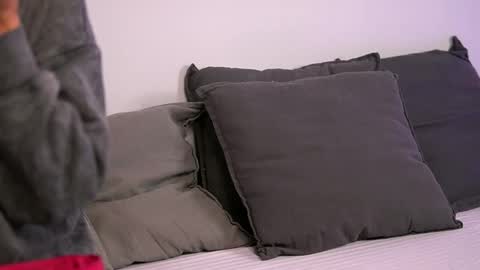 Snapshot of britneyhudson chatting on October 6, 5:47 am britneyhudson online show from October 6, 5:47 am