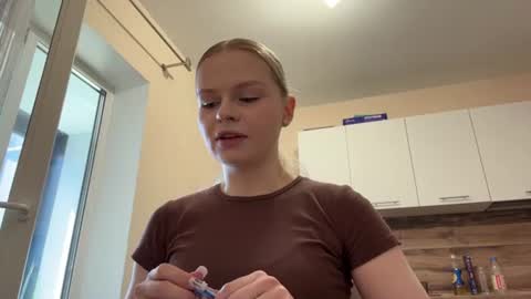 brittanyrumfelt online show from June 20, 7:36 am
