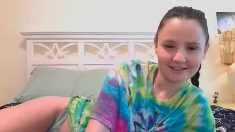 Britt    online show from May 29, 4:05 pm