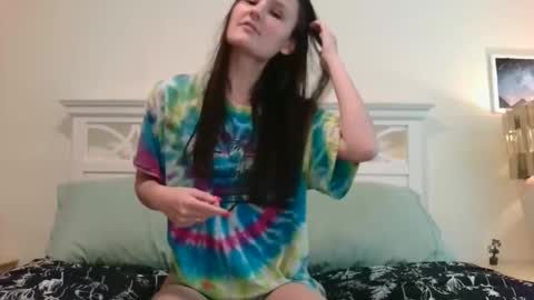 Britt    online show from April 30, 3:50 pm