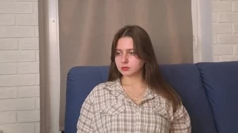 brittpobre online show from December 17, 7:20 pm