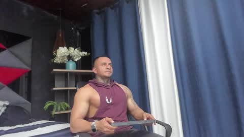 brody_hartchert online show from October 2, 3:27 am