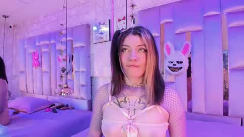     online show from February 27, 1:07 pm