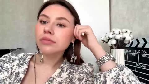 Kate online show from March 10, 9:13 am