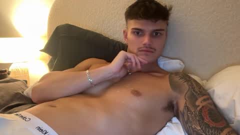 BrooklynTay online show from February 9, 8:18 am