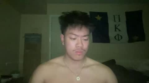 bronoslide online show from April 6, 7:20 am