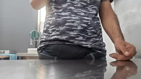 brownskinbull1 online show from July 8, 4:43 pm