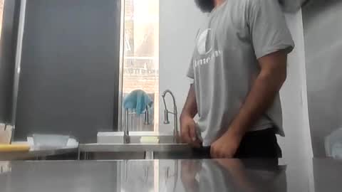 brownskinbull1 online show from June 27, 12:33 pm