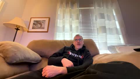 Bruce online show from February 11, 3:18 pm