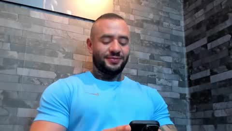 brucedallas online show from January 15, 3:59 am