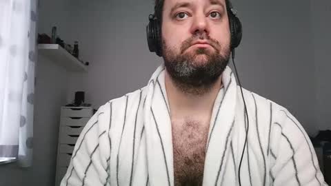 Bruce online show from February 4, 7:45 am