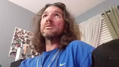 Bruiser2884 online show from April 19, 8:37 am