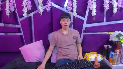 Bruno Cruz online show from November 15, 3:30 am