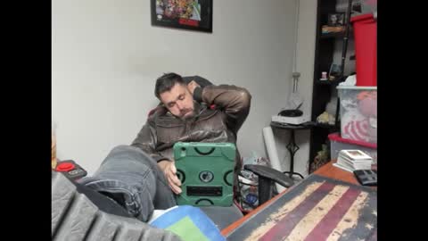 BRUTALMASTER1983 online show from March 2, 8:04 pm