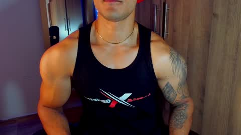 Snapshot of bryan_boy_ chatting on February 1, 11:16 pm bryan online show from February 1, 11:16 pm