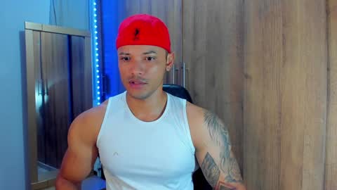 Snapshot of bryan_boy_ chatting on December 20, 1:14 am bryan online show from December 20, 1:14 am