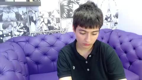 Snapshot of bryce_evans chatting on December 9, 9:26 pm B R Y C E  online show from December 9, 9:26 pm