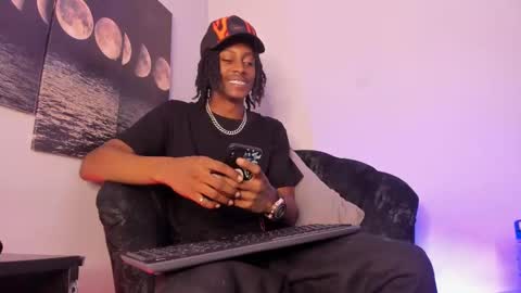 Bryxon  online show from September 15, 3:46 pm