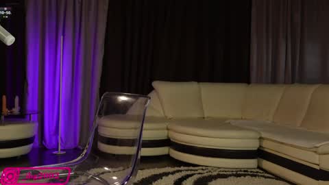 Bubble  gum  online show from February 9, 1:33 am