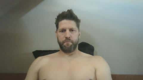 bubblebee1982 online show from June 14, 3:47 pm