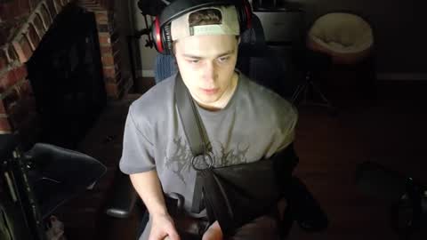 BubblebuttBdn online show from April 21, 1:42 am