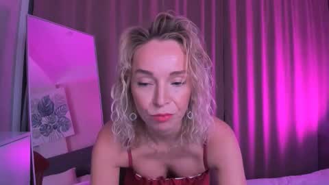 bubbling_crush online show from November 13, 9:39 pm