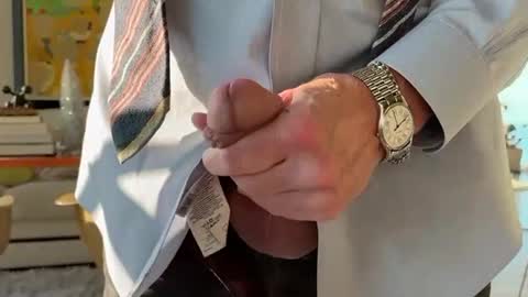 bucky58 online show from December 6, 1:27 pm