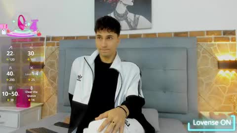 Snapshot of buddy_whitte chatting on February 26, 11:32 am Buddy Whitte online show from February 26, 11:32 am