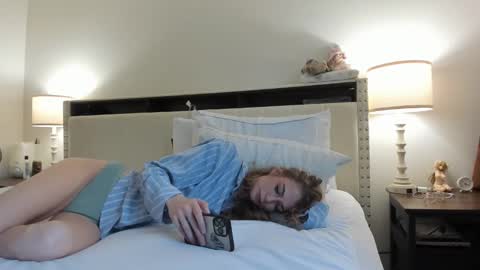 Buffy online show from October 27, 11:49 pm