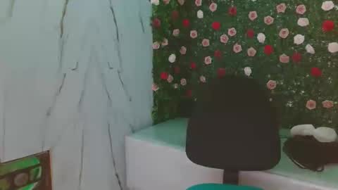 bull_cam online show from November 16, 8:55 pm