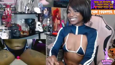 Snapshot of bunniikimi chatting on October 9, 10:37 pm Bunnii Kimi online show from October 9, 10:37 pm