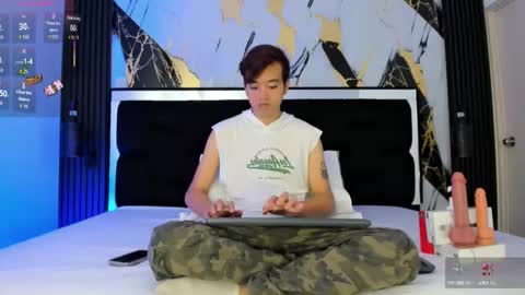 Snapshot of bunny_maxxi chatting on September 19, 12:31 pm bunny online show from September 19, 12:31 pm