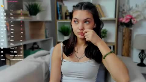 Aria online show from March 10, 8:07 am